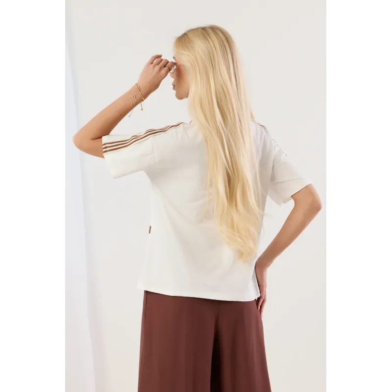 Bluzka oversize w kropki z lampasami na ramionach