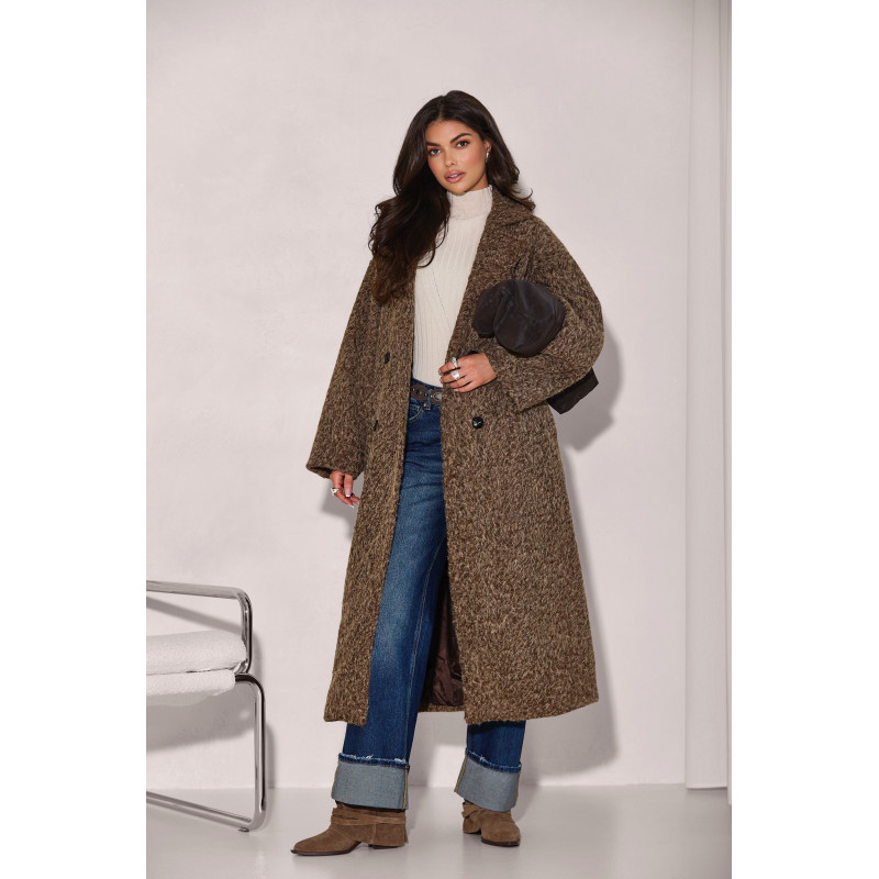 DŁUGI PŁASZCZ Z DWURZĘDOWYM ZAPIĘCIEM