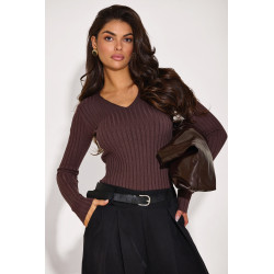 PRĄŻKOWANY SWETER Z DEKOTEM V