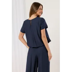 Komplet oversize z bluzką z naszyjnikiem i spodniami jogger