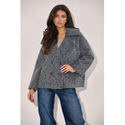 KRÓTKI PŁASZCZ Z DWURZĘDOWYM ZAPIĘCIEM