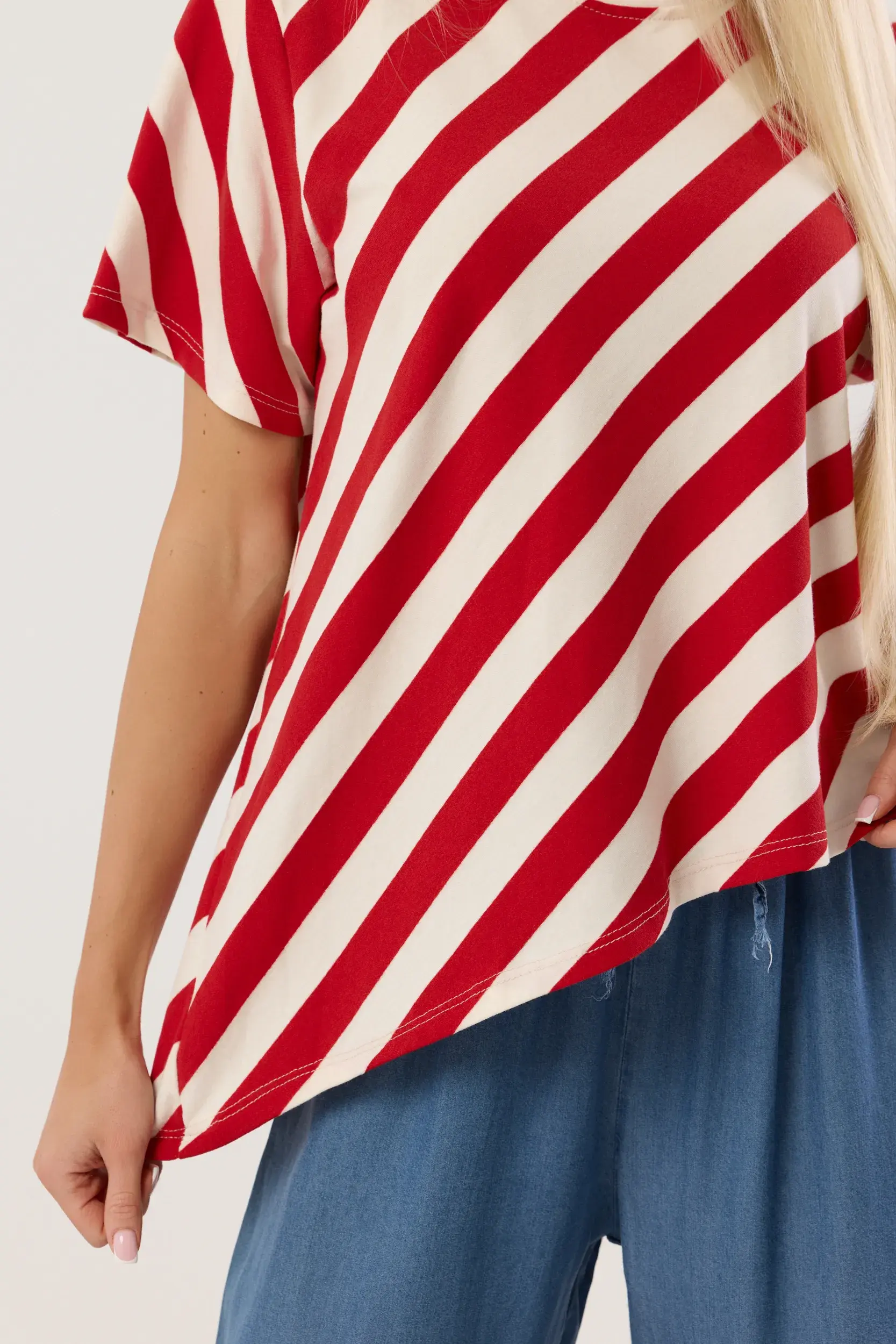 Asymetryczna bluzka oversize w paski