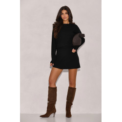 DZIANINOWY KOMPLET Z OVERSIZOWYM SWETREM I SPÓDNICZKĄ