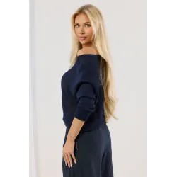 Dzianinowy sweter oversize z dekoltem w łódkę