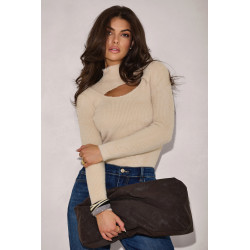 PRĄŻKOWANY GOLF Z WYCIĘCIEM PRZY DEKOLCIE