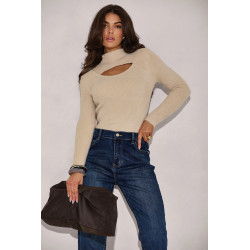 PRĄŻKOWANY GOLF Z WYCIĘCIEM PRZY DEKOLCIE