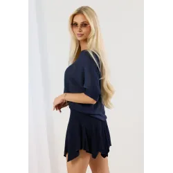 Sweter oversize z wycięciem i satynową kokardą na plecach