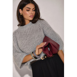 LUŹNY SWETER Z GRUBYM SPLOTEM I STÓJKĄ