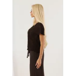 Dzianinowy sweter z guzikami i krótkim rękawem