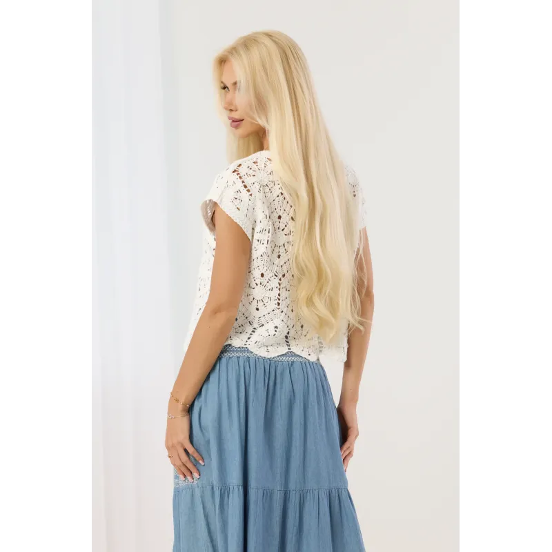 Ażurowa bluzka crop top w stylu boho