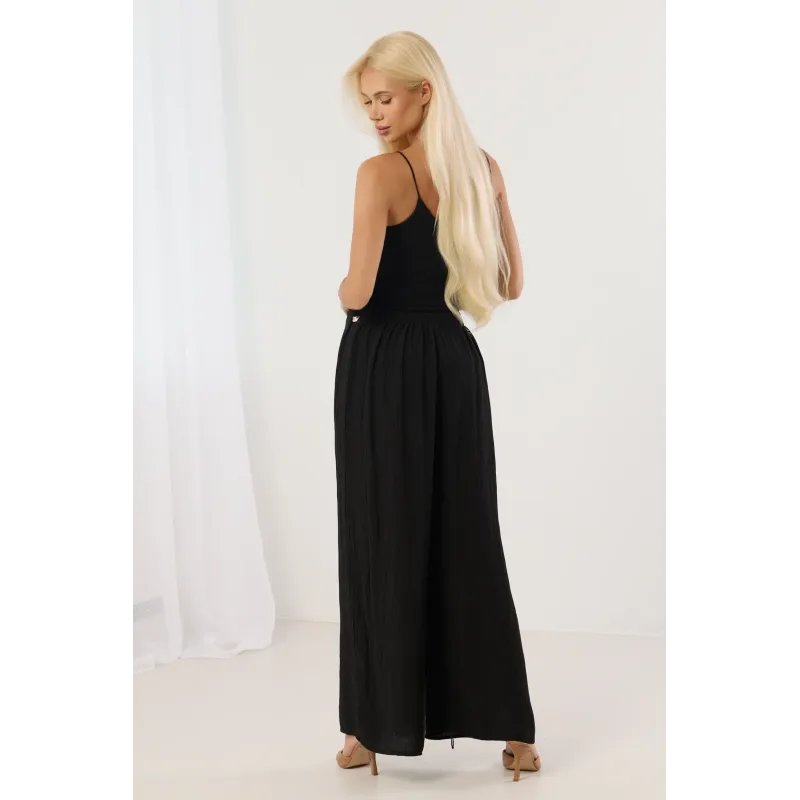 Spodnie wide leg z gniecionego materiału z paskiem w grochy