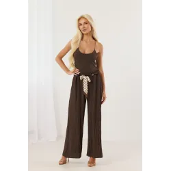 Spodnie wide leg z gniecionego materiału z paskiem w grochy