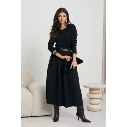 SUKIENKA ZE SWETROWĄ GÓRĄ I SPÓDNICĄ Z PASKIEM