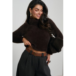 SWETER Z GOLFEM O FUTERKOWEJ FAKTURZE