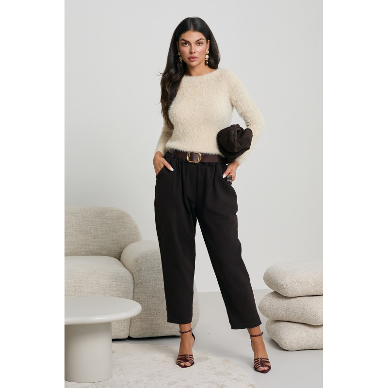 SWETER O FUTERKOWEJ FAKTURZE