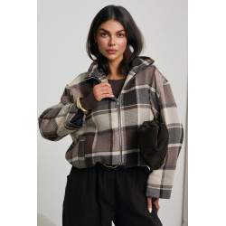OVERSIZOWA KURTKA W KRATĘ