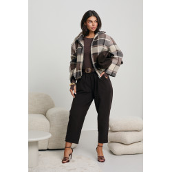 OVERSIZOWA KURTKA W KRATĘ