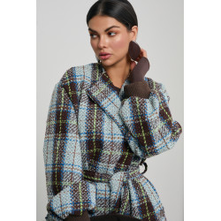 PŁASZCZ O KROJU KIMONO W PASTELOWĄ KRATĘ