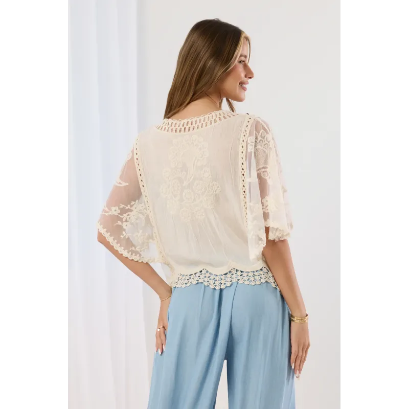 Bluzka boho ze wstawkami z koronki i ozdobnymi koralikami
