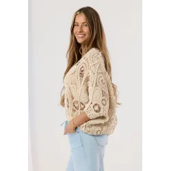 Ażurowy kardigan oversize o kroju kimono