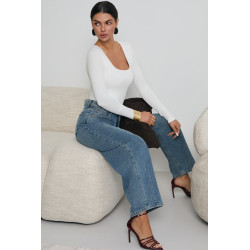 BASICOWE  BODY Z KWADRATOWYM DEKOLTEM