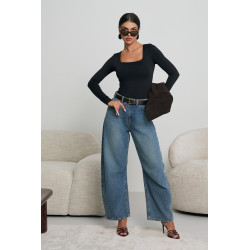 BASICOWE  BODY Z KWADRATOWYM DEKOLTEM