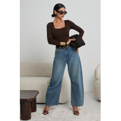 BASICOWE  BODY Z KWADRATOWYM DEKOLTEM