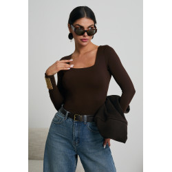 BASICOWE  BODY Z KWADRATOWYM DEKOLTEM