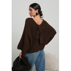 OVERIZOWY SWETER Z WIĄZANIEM NA PLECACH