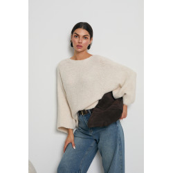 OVERIZOWY SWETER Z WIĄZANIEM NA PLECACH