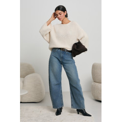 OVERIZOWY SWETER Z WIĄZANIEM NA PLECACH