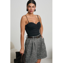 SZORTY W JODEŁKĘ Z CEKINAMI I PASKIEM