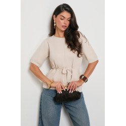 SWETER Z MODELUJĄCYM WIĄZANIEM W PASIE