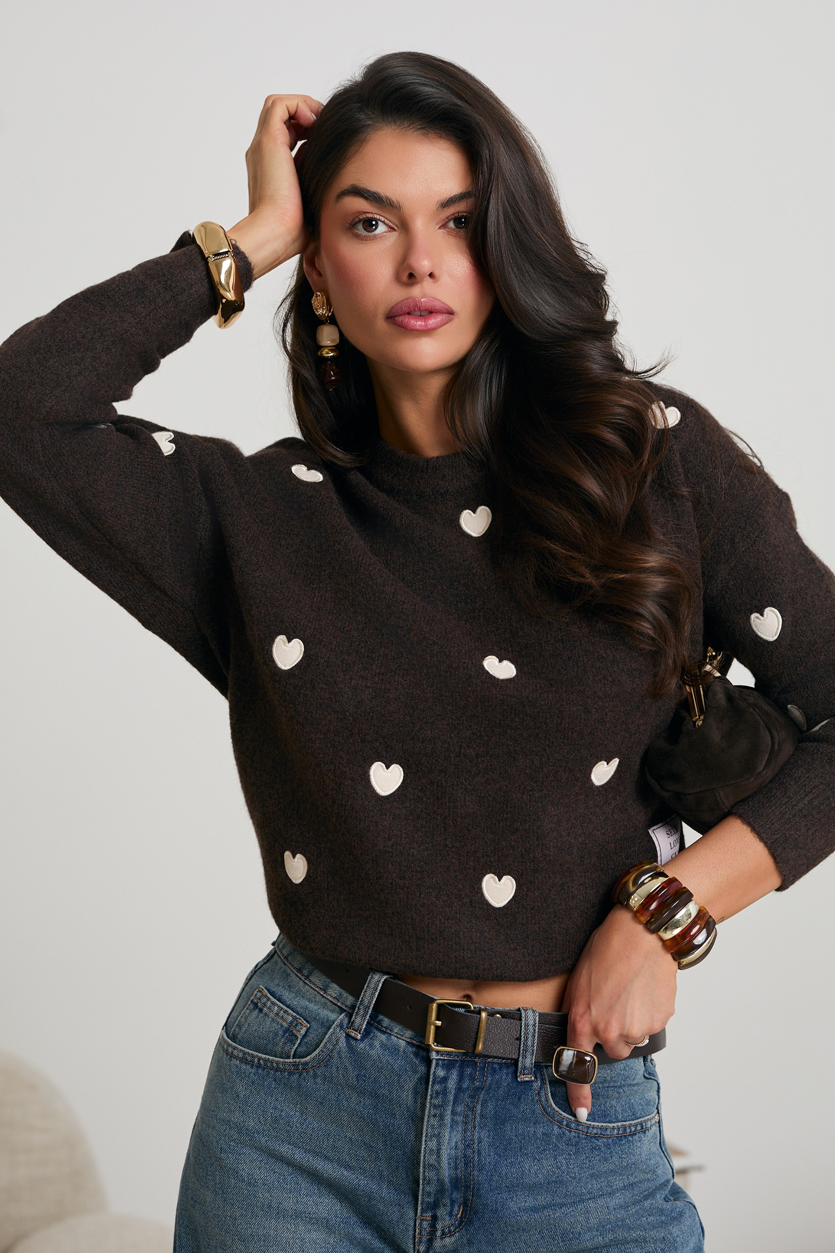 SWETER Z WISKOZY W SERCA