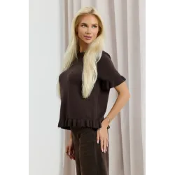 Sweter z krótkim rękawem wykończony falbankami