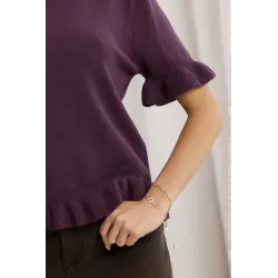 Sweter z krótkim rękawem wykończony falbankami