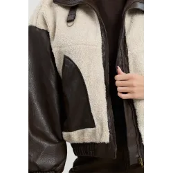 Kurtka oversize z miękkim barankiem i wstawkami z ekoskóry