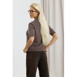 Sweter z krótkim rękawem i kołnierzykiem typu polo