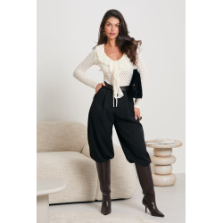 AŻUROWA BLUZKA BODY Z FALBANKĄ PRZY DEKOLCIE