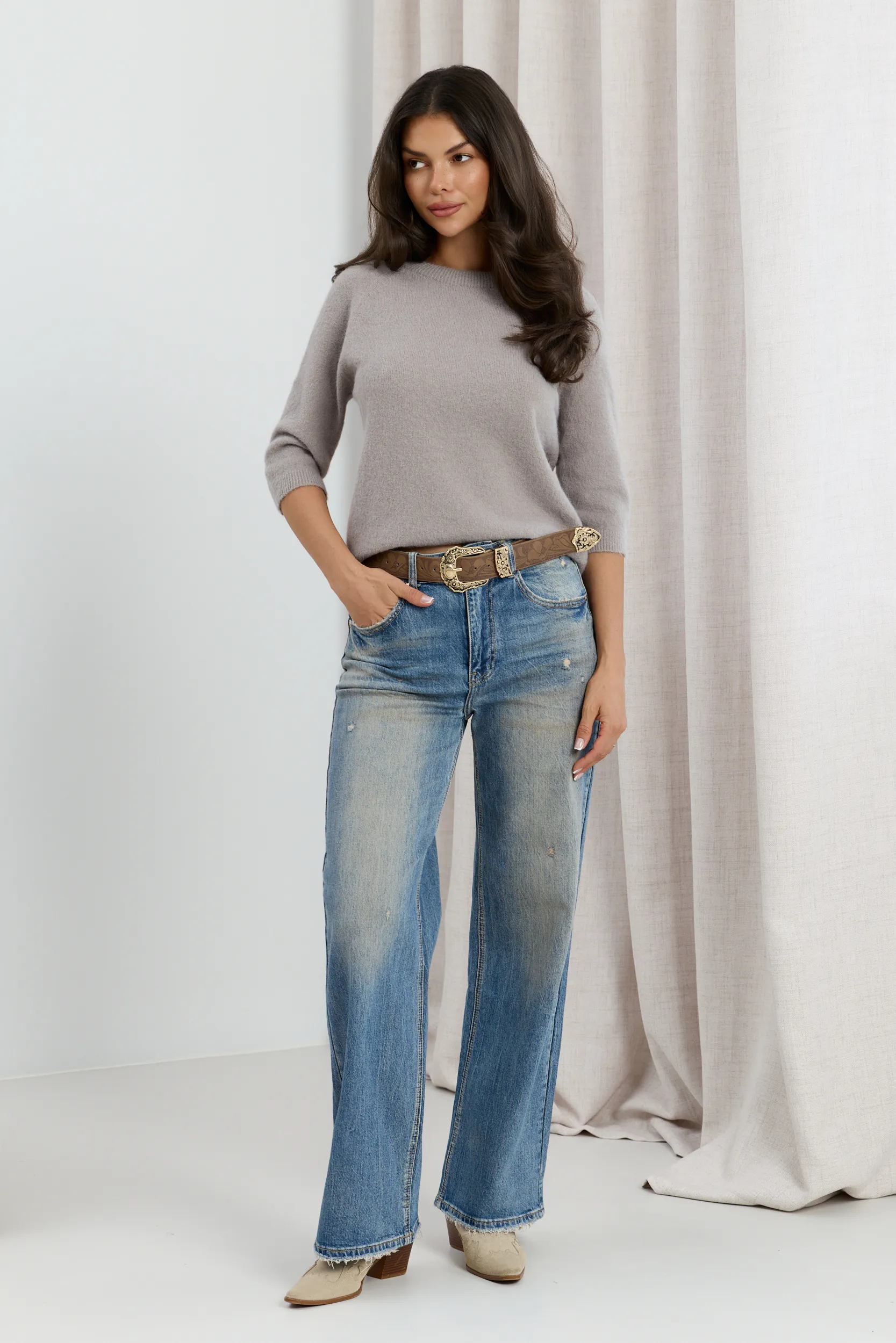 Szerokie jeansy wide leg z efektem sprania