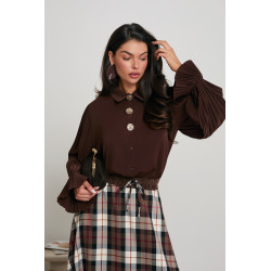 KOSZULA Z PLISOWANYMI RĘKAWAMI I ZŁOTYMI GUZIKAMI