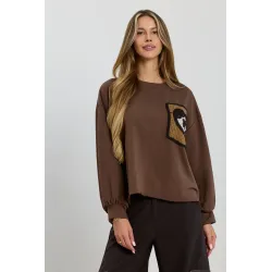 Bluza oversize z szydełkową naszywką