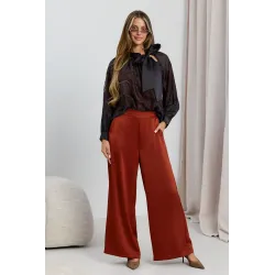 Satynowe spodnie wide leg z kieszeniami