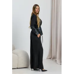 Satynowe spodnie wide leg z kieszeniami