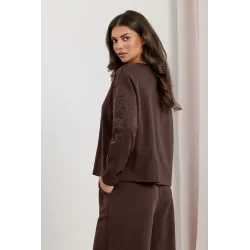 Bluza dresowa z haftem richelieu