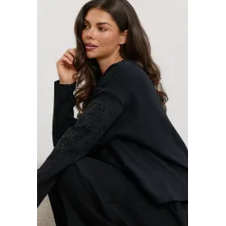 Bluza dresowa z haftem richelieu