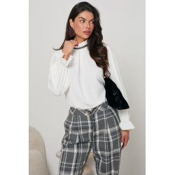 BLUZKA Z PLISOWANYMI RĘKAWAMI I CEKINOWYM DETALEM