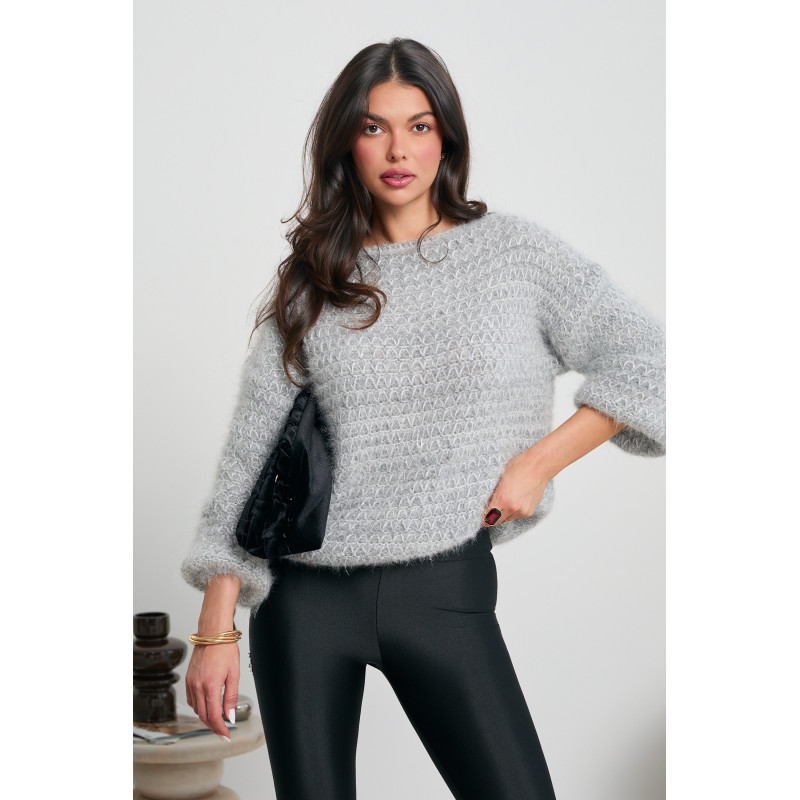 GRUBO PLECIONY SWETER Z CEKINAMI