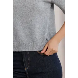 Dzianinowy sweter z krótkim rękawem