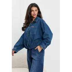 Oversize'owa koszula jeansowa zapinana na guziki